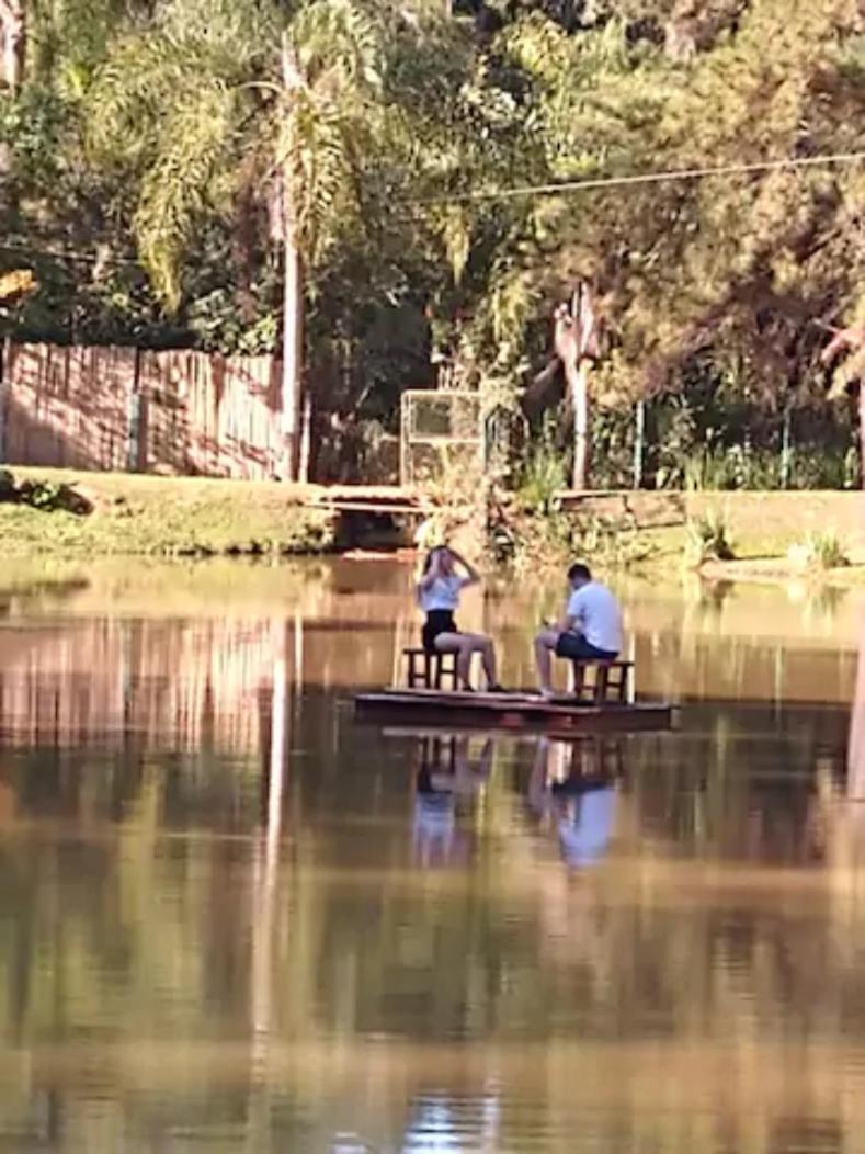 מלון איטאטיבה Casa De Vidro Com Cachoeira מראה חיצוני תמונה